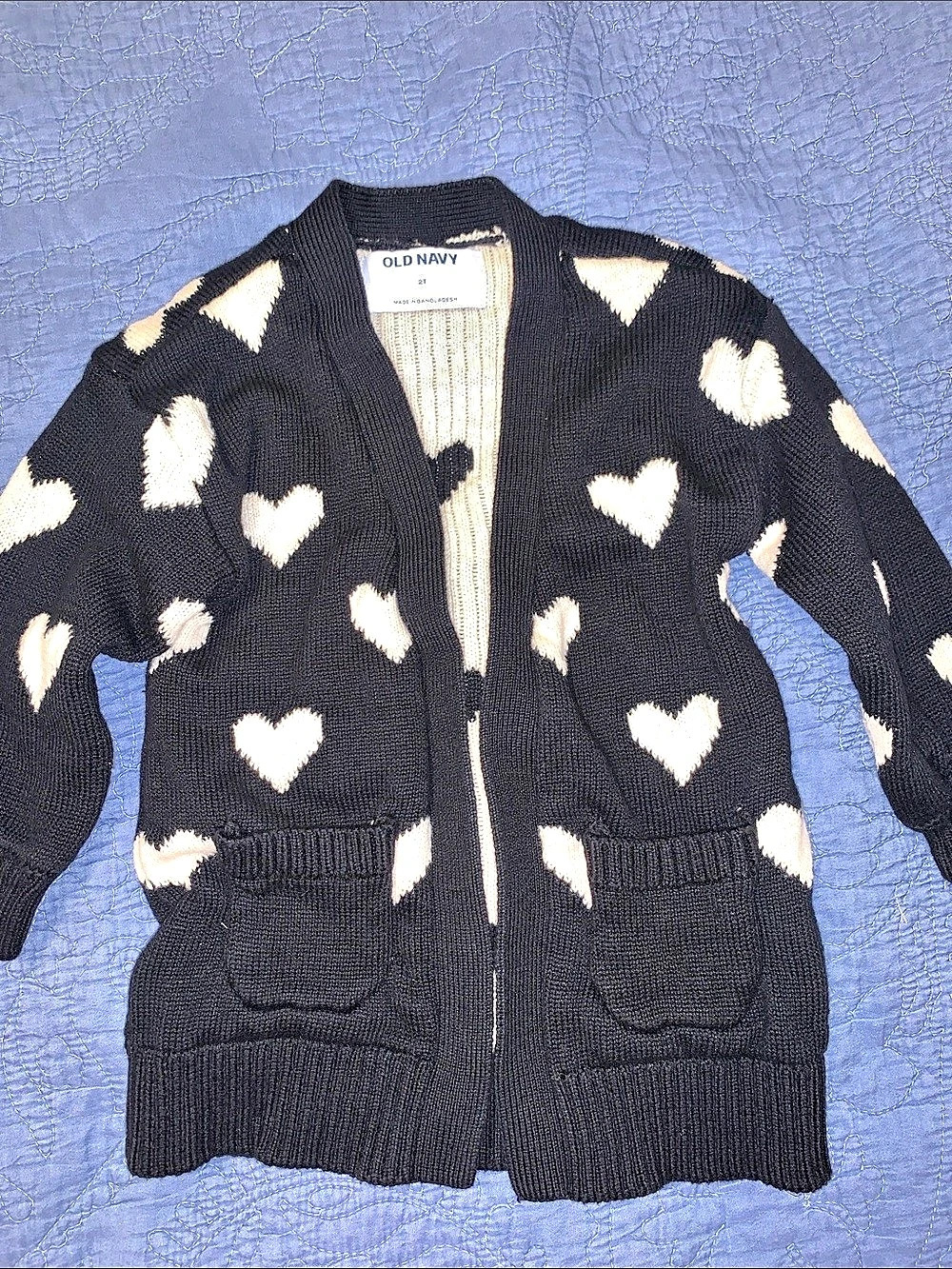 Old Navy Heart Pattern Cardigan in Black & Cream Size 2T